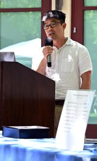Professor Louie Yang thanking UC Davis Distinguished Professor Jay Rosenheim for his service.